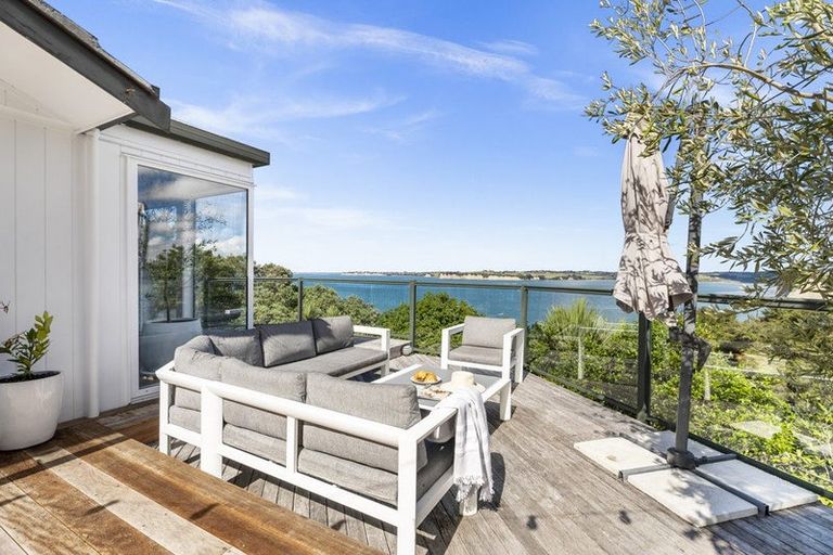 Photo of property in 785 Whangaparaoa Road, Manly, Whangaparaoa, 0930