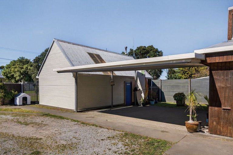 Photo of property in 40 Douglas Street, Okitu, Gisborne, 4010