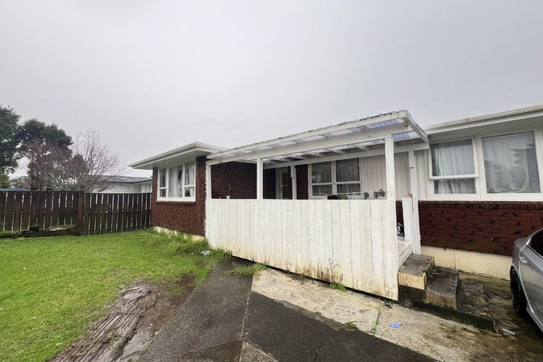 Photo of property in 31 Riverpark Crescent, Henderson, Auckland, 0610