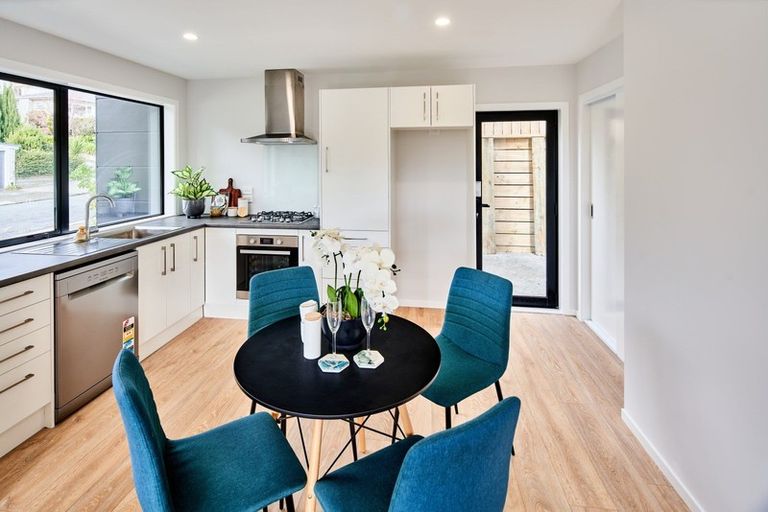 Photo of property in 6a Huia Street, Waikawa, Picton, 7220