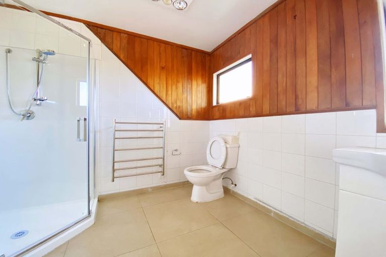 Photo of property in 9 Kopu Place, Clendon Park, Auckland, 2103