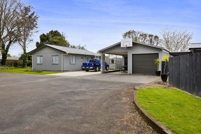 Photo of property in 4 Douglas Street, Hawera, 4610