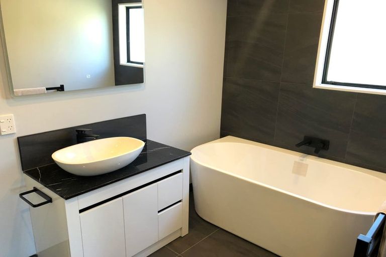 Photo of property in 39b Weggery Drive, Waikanae Beach, Waikanae, 5036