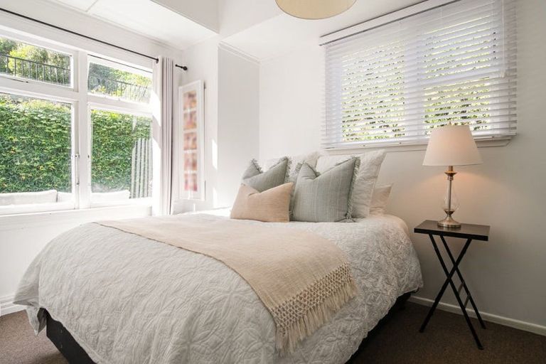 Photo of property in 25 Totara Street, Eastbourne, Lower Hutt, 5013