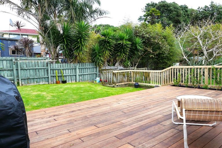 Photo of property in 95a Renown Road, Raumati South, Paraparaumu, 5032