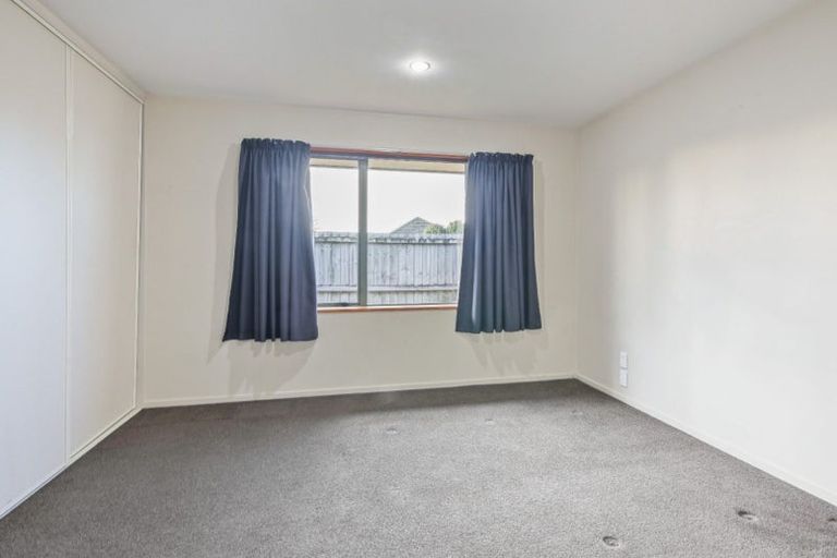 Photo of property in 9d Lindon Street, Rangiora, 7400