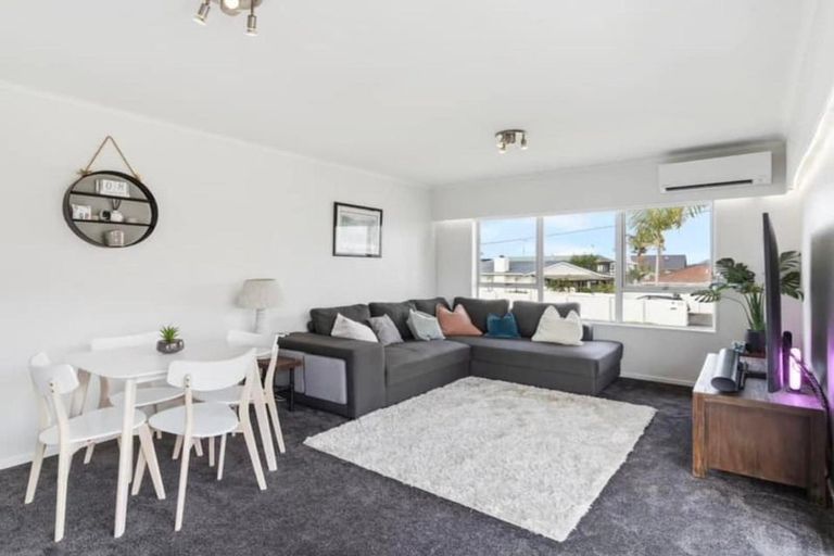Photo of property in 116 Clovelly Road, Bucklands Beach, Auckland, 2012