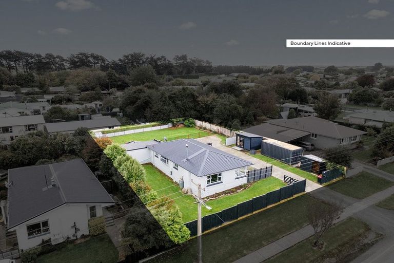 Photo of property in 110 Dunlop Street, Wallacetown, 9816