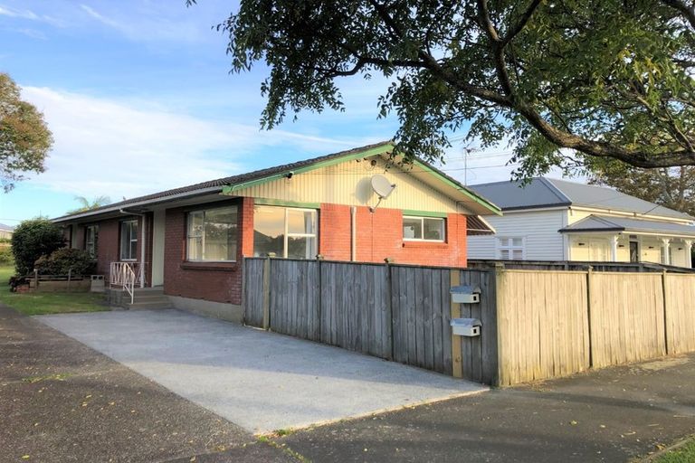 Photo of property in 1/23 Mozeley Avenue, Devonport, Auckland, 0624