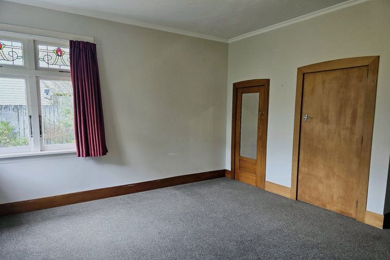 Photo of property in 16 Buller Street, Picton, 7220