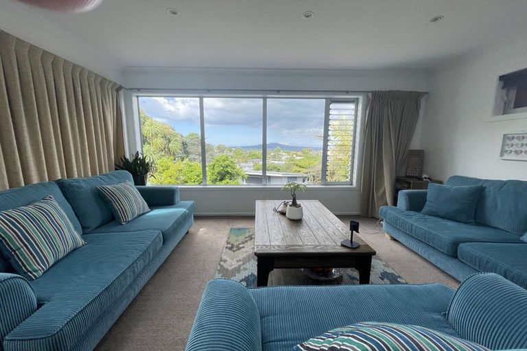 Photo of property in 86 Parr Terrace, Castor Bay, Auckland, 0620