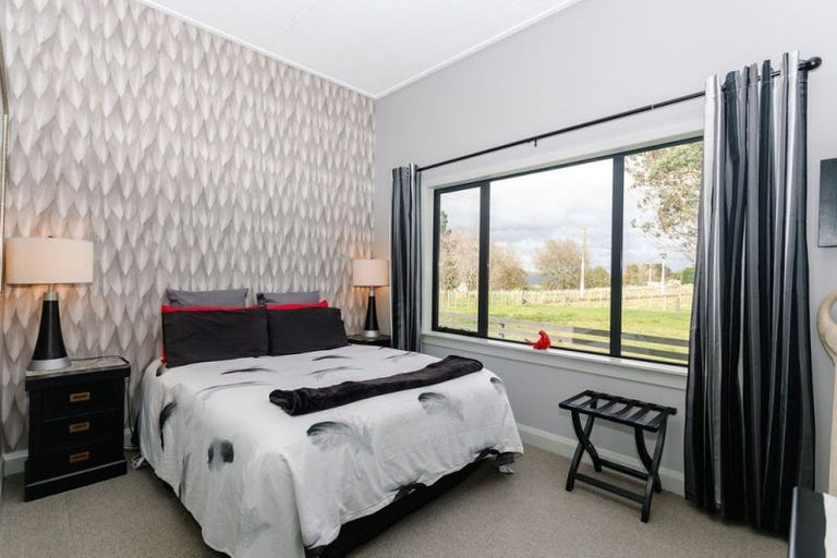 Photo of property in 423 Tipapakuku Road, Dannevirke, 4976