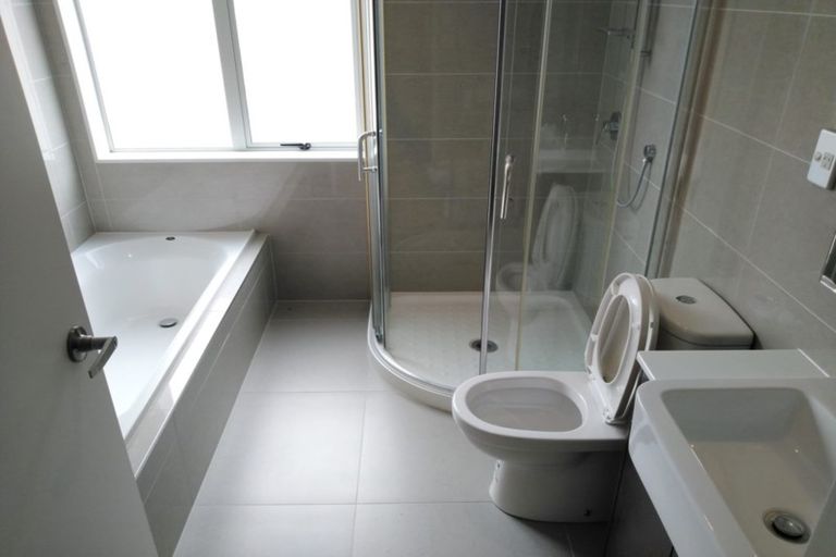 Photo of property in 9 Bushpark Place, Flat Bush, Auckland, 2016