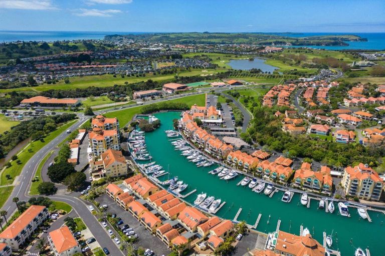 Photo of property in 96 Harbour Village Drive, Gulf Harbour, Whangaparaoa, 0930