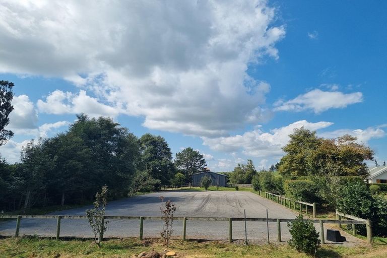 Photo of property in 218 Tarata Road, Inglewood, 4387