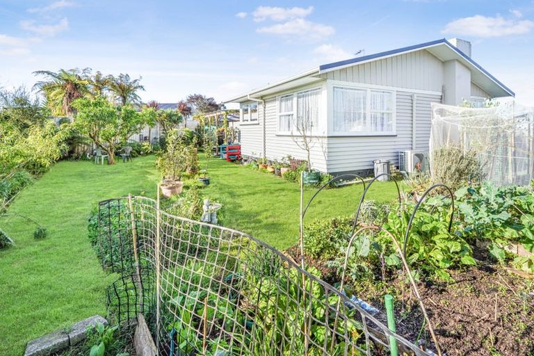 Photo of property in 12 Cecil Street, St Andrews, Hamilton, 3200