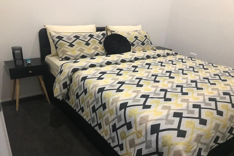 Photo of property in 13 Walsh Road, Papakura, 2110