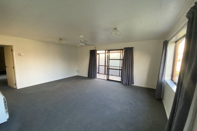 Photo of property in 3b Denbigh Square, Feilding, 4702