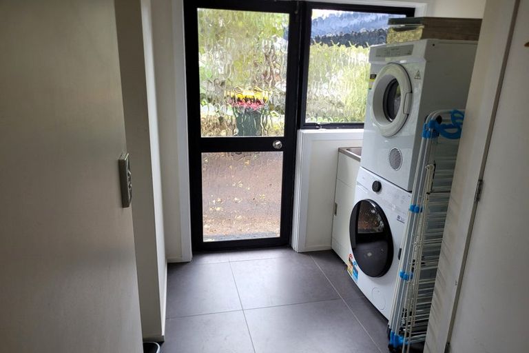 Photo of property in 86 Gosford Drive, Botany Downs, Auckland, 2010