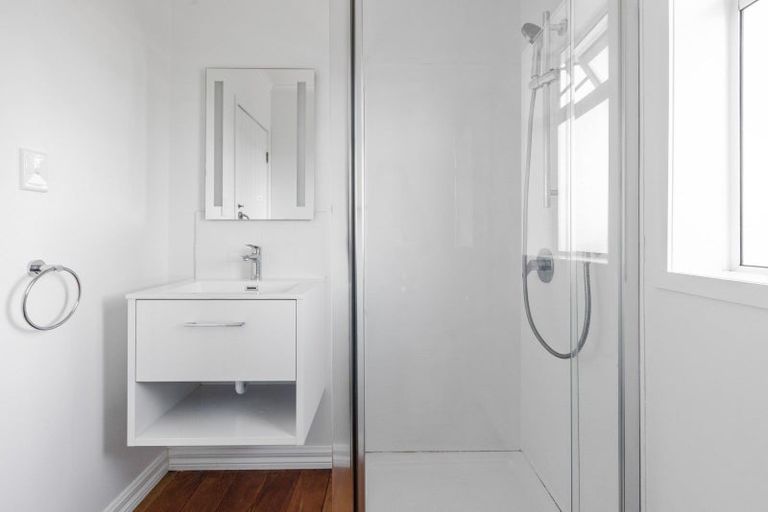 Photo of property in 1/152 Guppy Road, Taradale, Napier, 4112