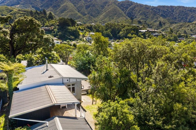 Photo of property in 59 York Street, Picton, 7220