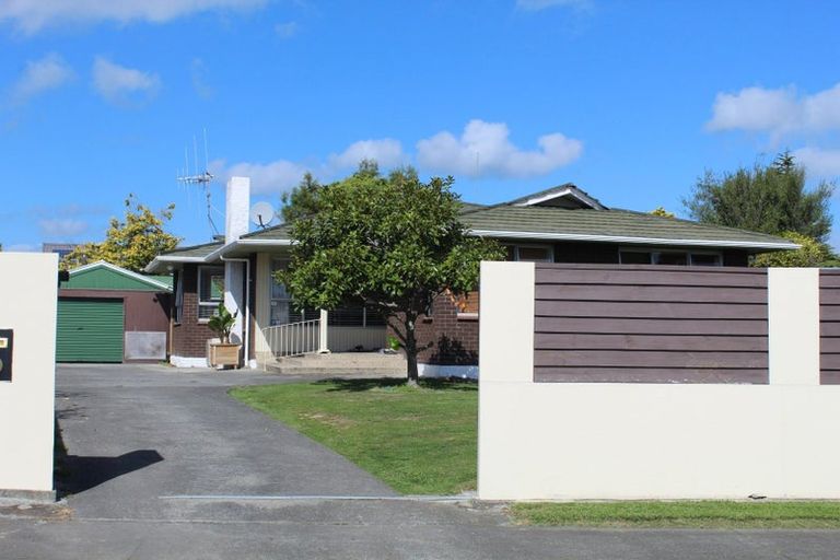 Photo of property in 7 Denver Place, Milson, Palmerston North, 4414