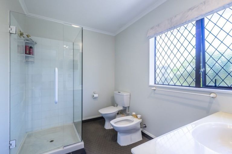 Photo of property in 42 Cedar Drive, Paraparaumu Beach, Paraparaumu, 5032