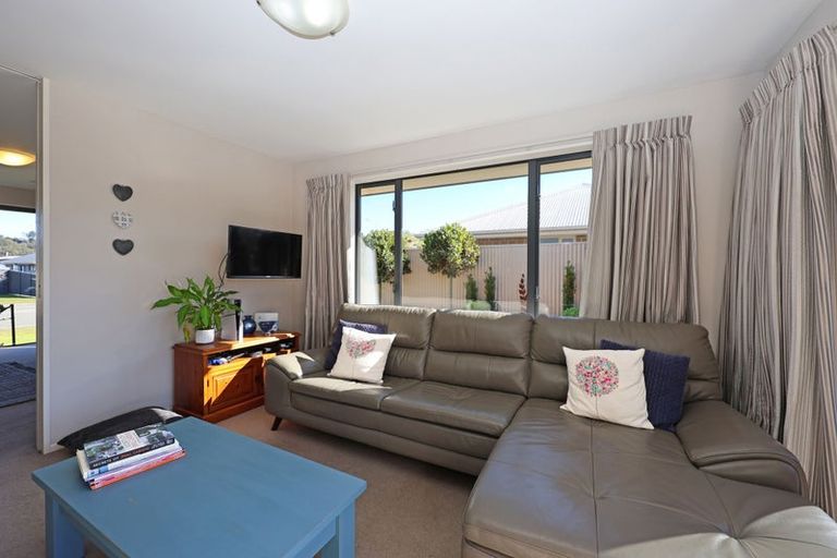 Photo of property in 14 Mcmullan Place, Oamaru North, Oamaru, 9400