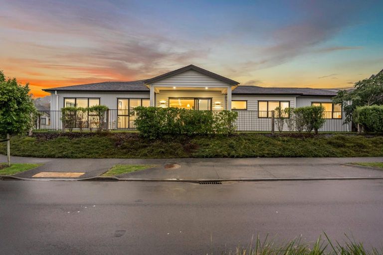 Photo of property in 39 Jeroboam Loop, Kumeu, 0810