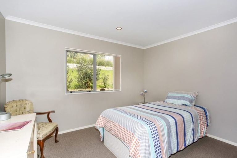 Photo of property in 36 Cape Vista Crescent, Pukekohe, 2120