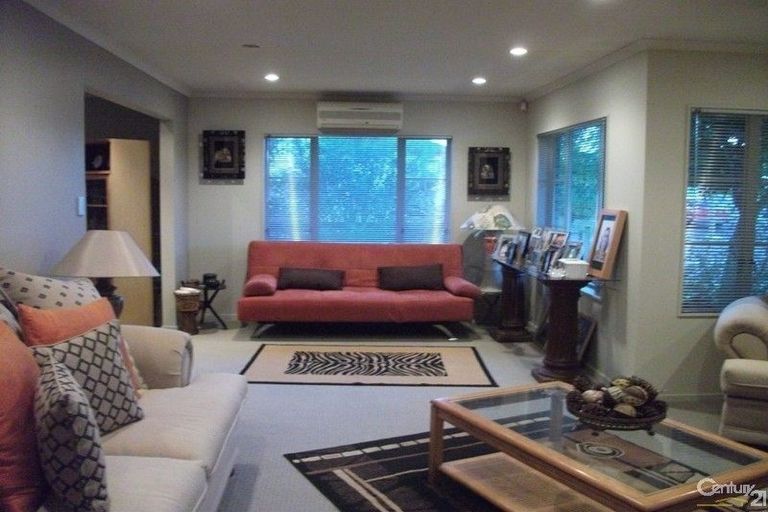 Photo of property in 400 Chapel Road, Flat Bush, Auckland, 2016