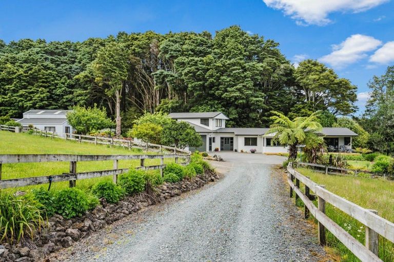 Photo of property in 76 Forest View Road, Te Kamo, Kamo, 0185