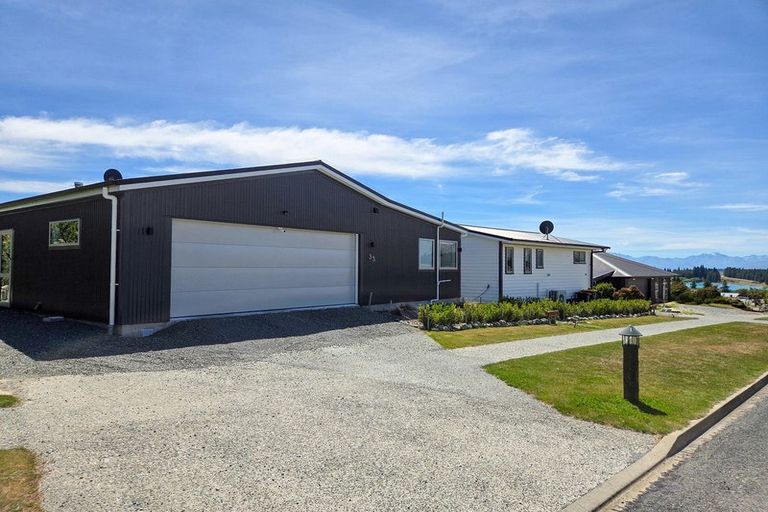 Photo of property in 33 Mistake Drive, Lake Tekapo, 7999