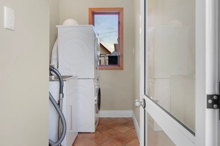 Photo of property in 939a Heaphy Terrace, Fairfield, Hamilton, 3214