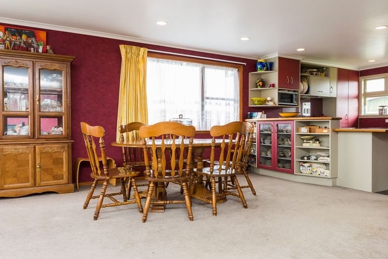 Photo of property in 134 Gillespies Line, Cloverlea, Palmerston North, 4412