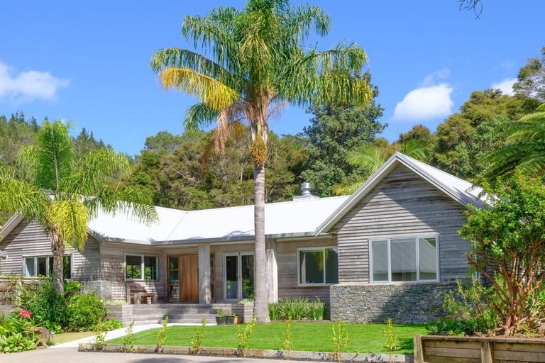 Photo of property in 56 Rewa Rewa Valley, Tairua, 3508
