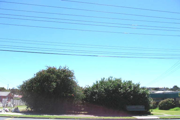 Photo of property in 33 Shakespeare Road, Milford, Auckland, 0620