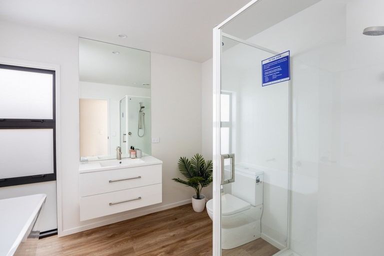 Photo of property in 72 Aratapu Street, Waitara, 4320