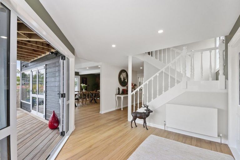 Photo of property in 26 Otupai Street, Two Mile Bay, Taupo, 3330