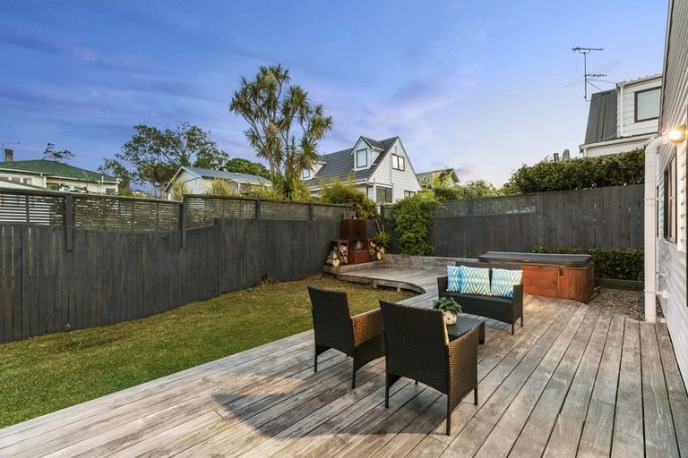 Photo of property in 8 Euston Road, Sandringham, Auckland, 1025