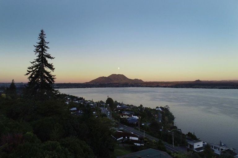 Photo of property in 65 Mapara Road, Acacia Bay, Taupo, 3385