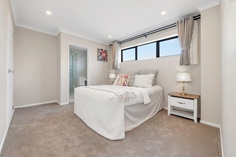 Photo of property in 58 Elevation Street, Flat Bush, Auckland, 2019