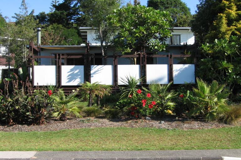 Photo of property in 36 Awaruku Road, Torbay, Auckland, 0630