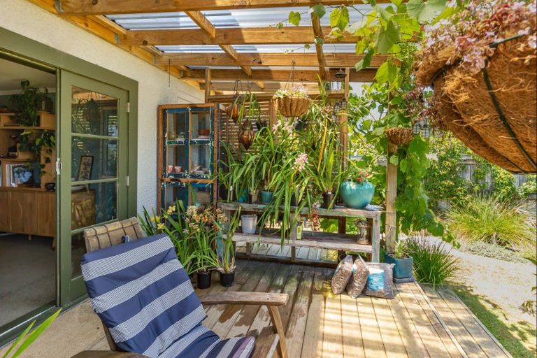 Photo of property in 101 Koputara Road, Himatangi Beach, Foxton, 4891