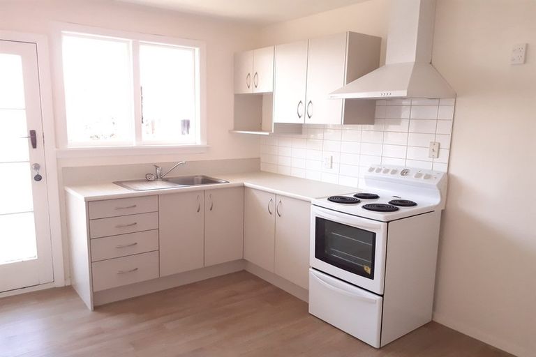 Photo of property in 2/242 Springfield Road, St Albans, Christchurch, 8014