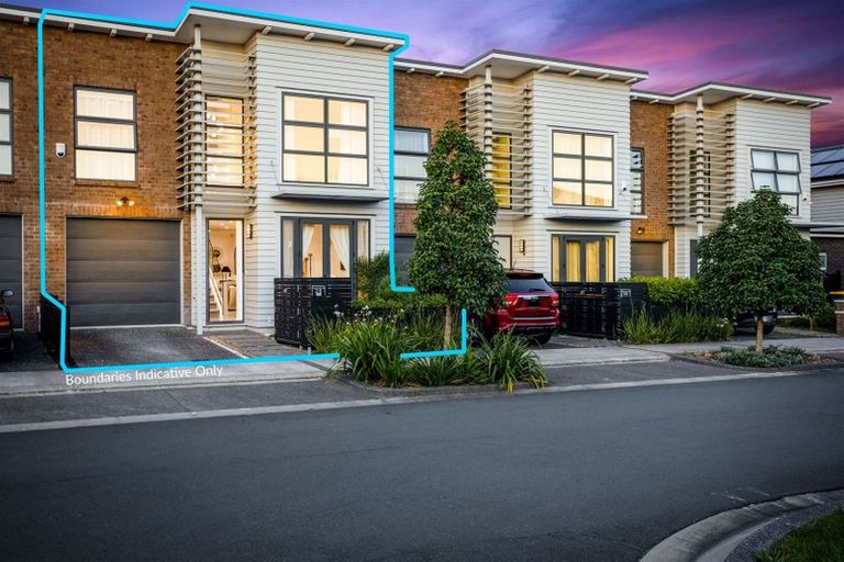 Photo of property in 28 Rangihina Road, Hobsonville, Auckland, 0616