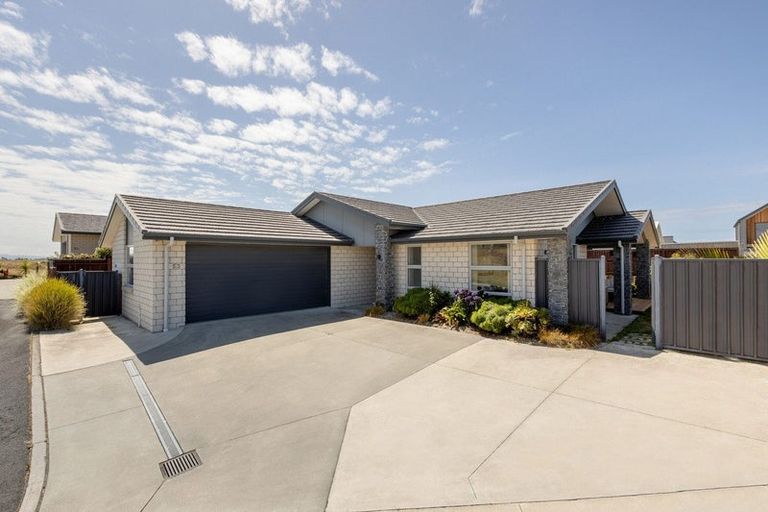 Photo of property in 53 Omega Place, Coastlands, Whakatane, 3120