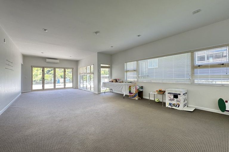 Photo of property in 43 Furlong Crescent, Churton Park, Wellington, 6037