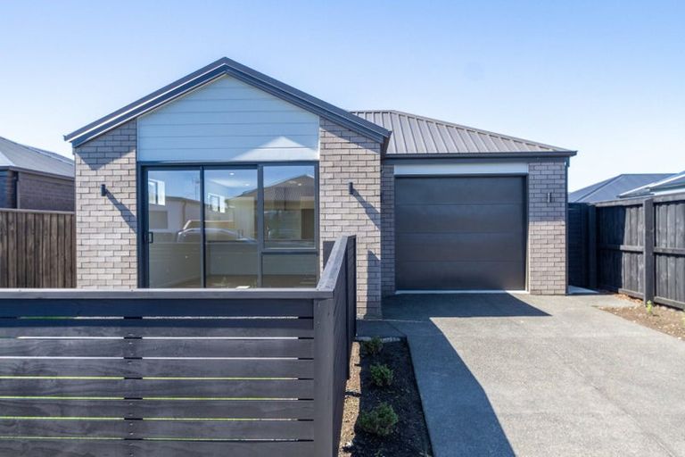 Photo of property in 5a Clontarf Lane, Belfast, Christchurch, 8051