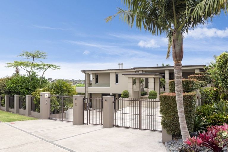 Photo of property in 5 Te Akau Crescent, Bucklands Beach, Auckland, 2012